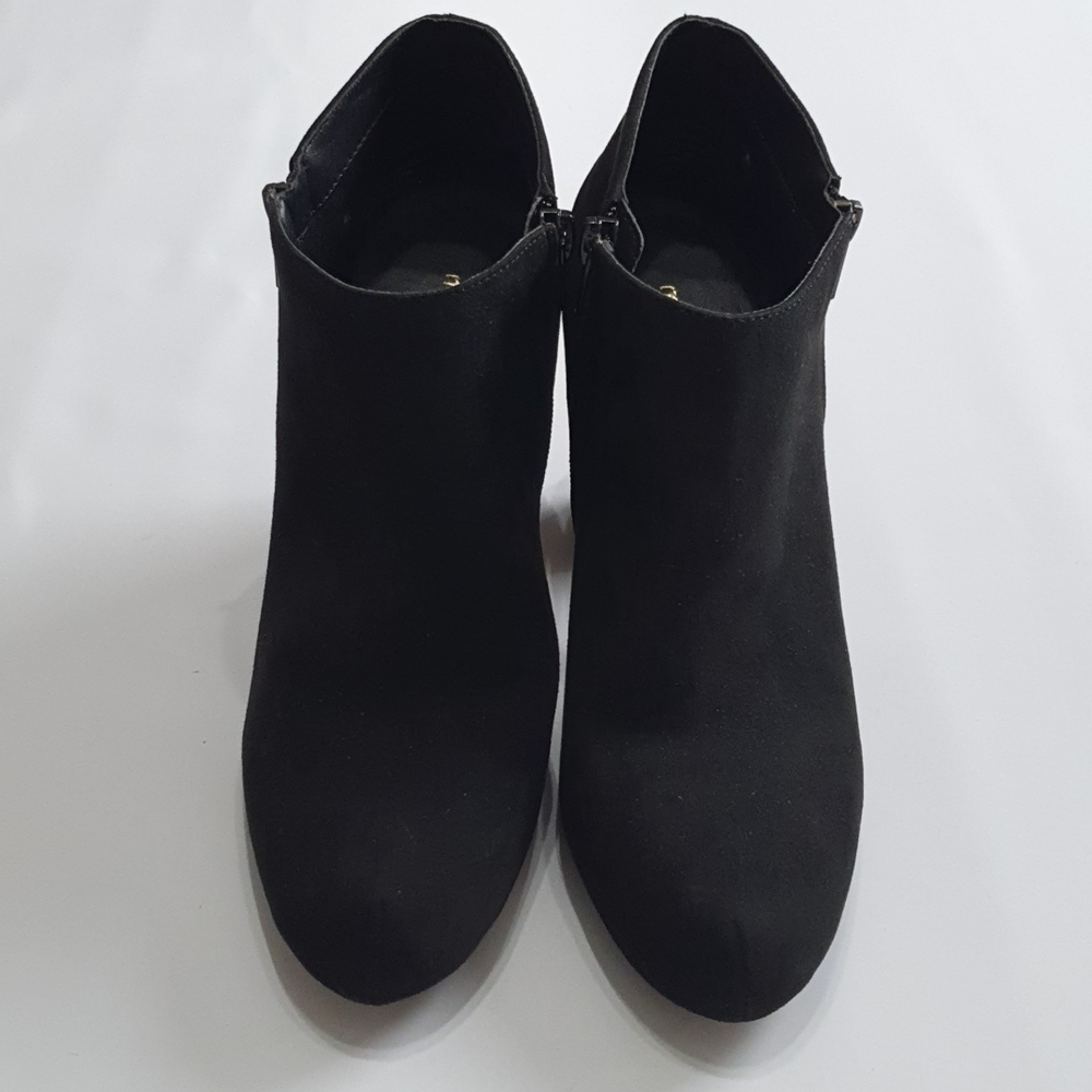 Madden Girl  Suede Party Block Heeled Booties - Picture 3 of 10